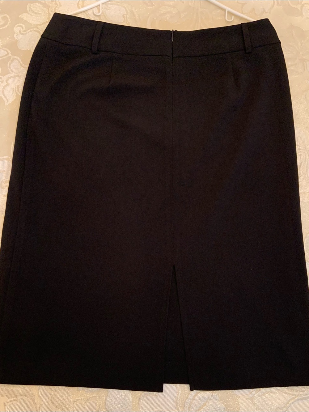 Source Unknown Black Pencil Skirt with Center Vent